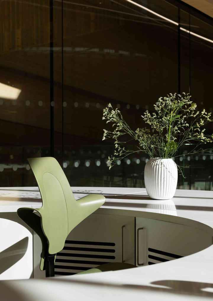 Arbeitsstuhl Capisco Puls 8010 von HAG