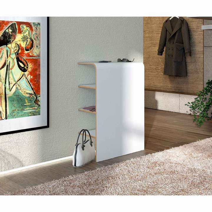 Anlehnregale fon, platz von Tojo