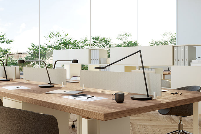 Motus Flat Arbeitsplatzleuchte von Glamox