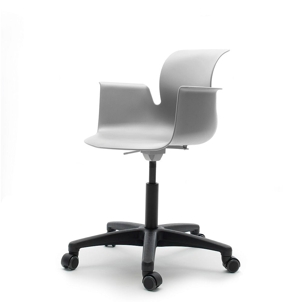 Pro Armchair Drehstuhl von Flötotto