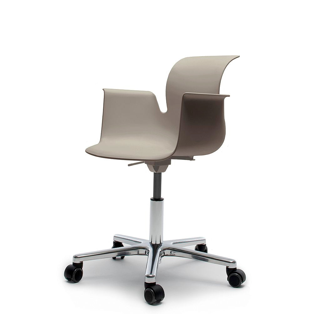 Pro Armchair Drehstuhl von Flötotto