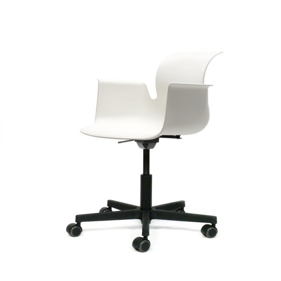 Pro Armchair Drehstuhl von Flötotto