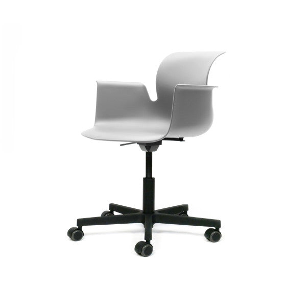 Pro Armchair Drehstuhl von Flötotto