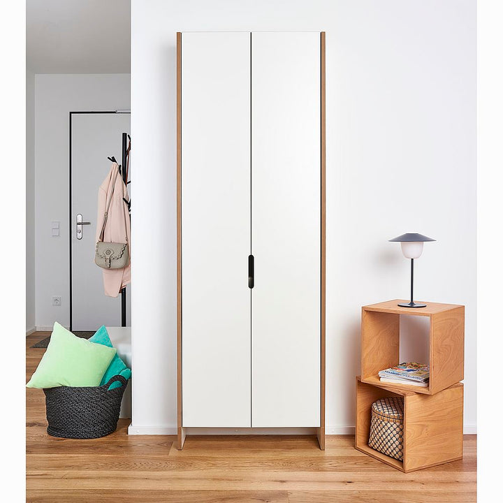 Schrank flachmann von Tojo