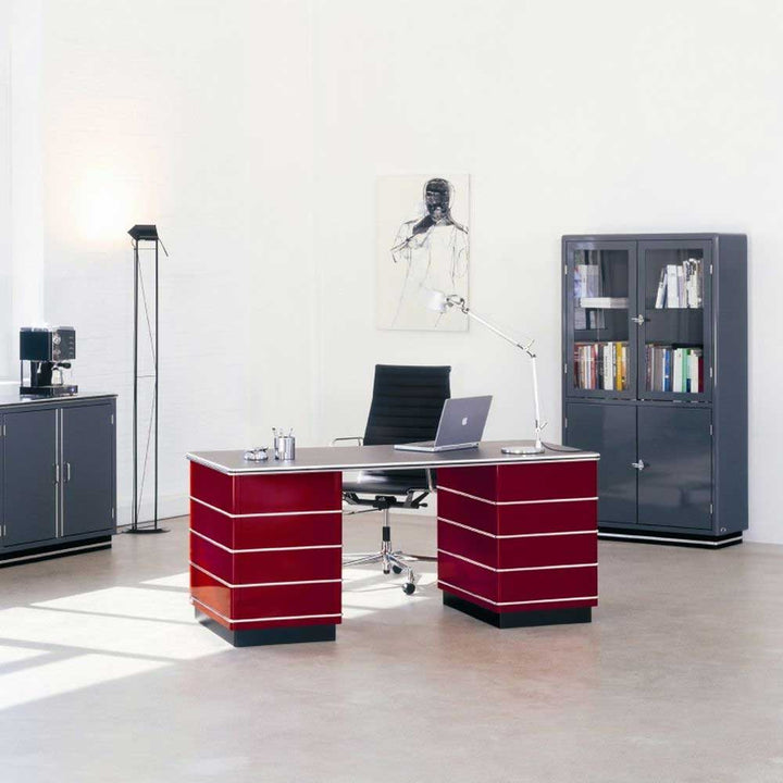 Schreibtisch TB229 mit zwei Containern