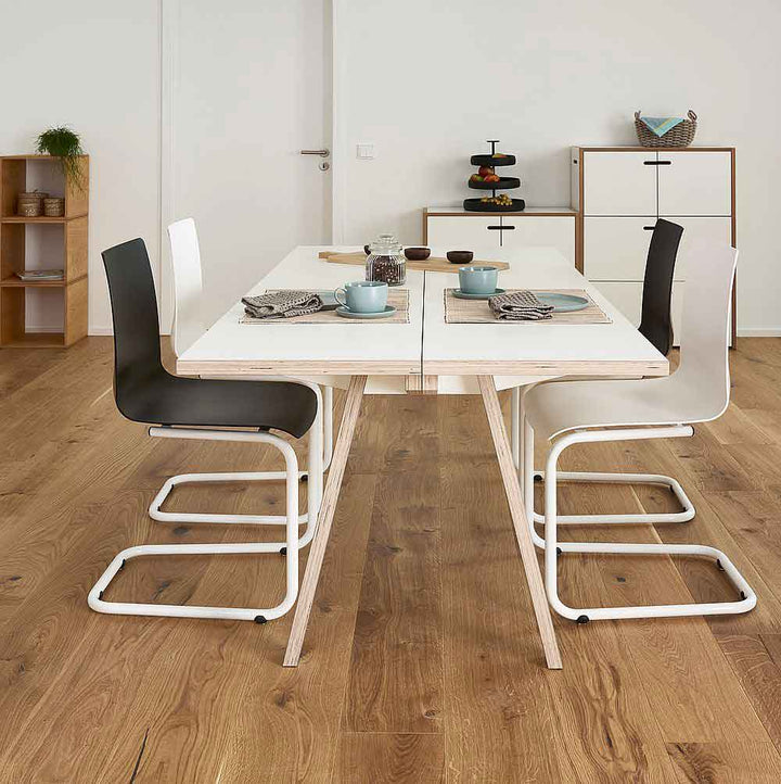 Tisch Steck von Tojo