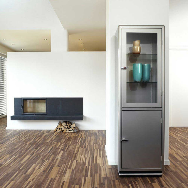 Vitrine SB422-2 mit Glas- und Metalltür von Müller Möbel