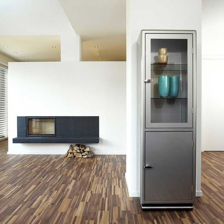 Vitrine SB422-2 mit Glas- und Metalltür von Müller Möbel