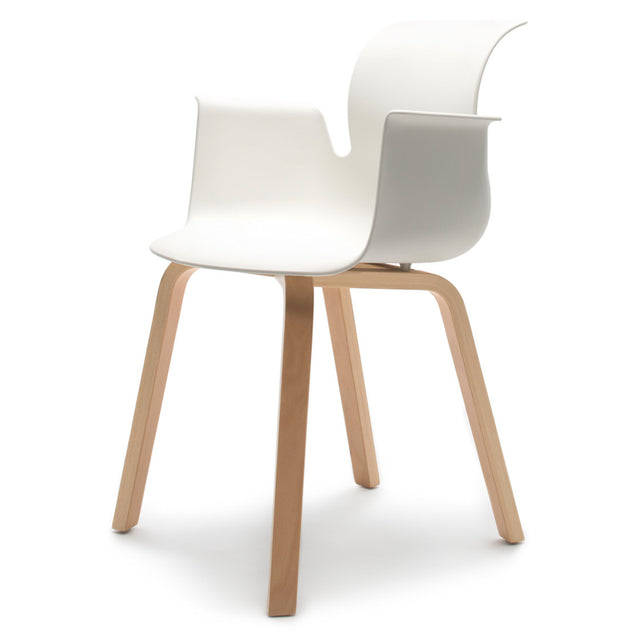 Pro Armchair Vierbeinholzgestell von Flötotto