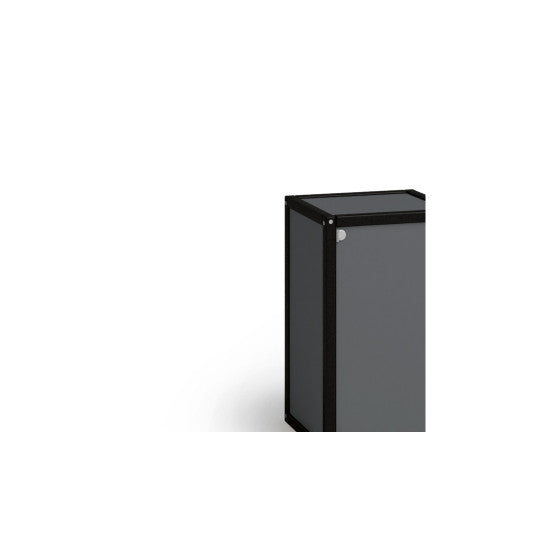 Tisch mit eingefasster Platte von Flötotto