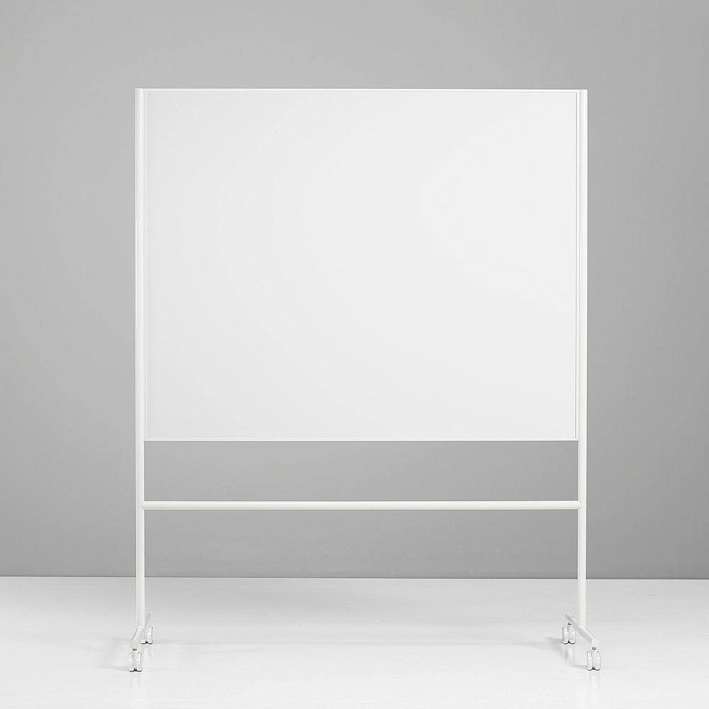 One mobiles Whiteboard (zweiseitig nutzbar) von Lintex