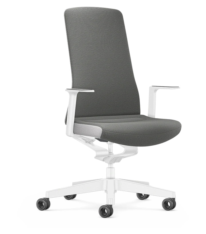 Drehstuhl PURE INTERIOR von Interstuhl