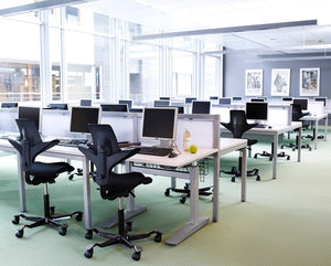 Arbeitsstuhl Capisco Puls 8010 von HAG