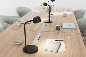 Motus Mini Arbeitsplatzleuchte von Glamox