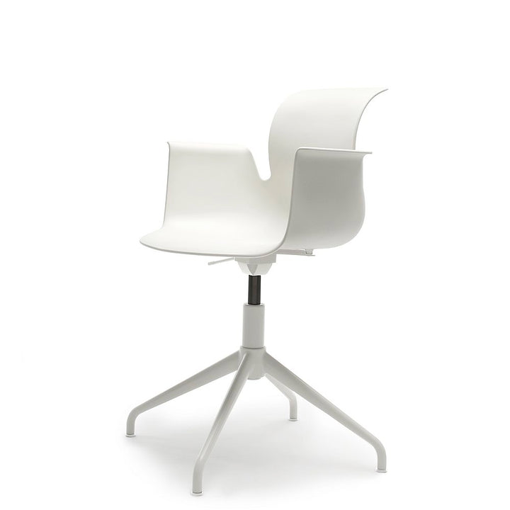 Pro Armchair Viersternalugestell farbig pulverbeschichtet von Flötotto