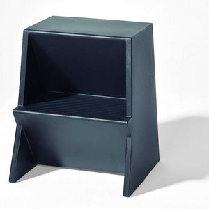 Tritthocker Mono von Richard Lampert