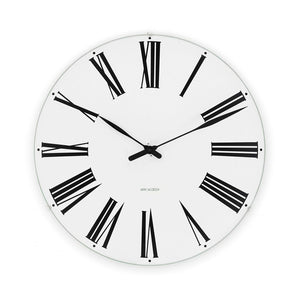 Wanduhr Roman