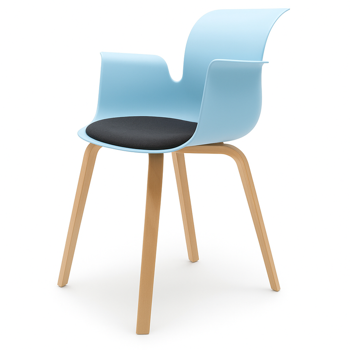 Pro Armchair Vierbeinholzgestell von Flötotto