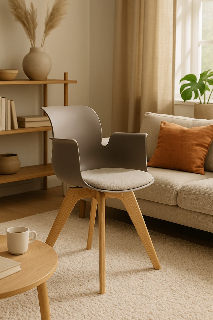 Pro Armchair Viersternholzgestell von Flötotto